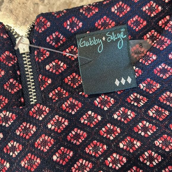 NWT Gabby Skye - Quarter Sleeve Heather
Print Sheath Dress - Picture 6 of 10